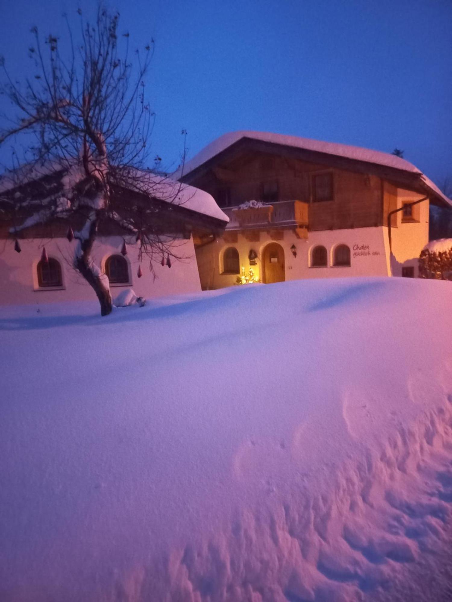 Chalet Gluecklich Sein... Елльмау Екстер'єр фото