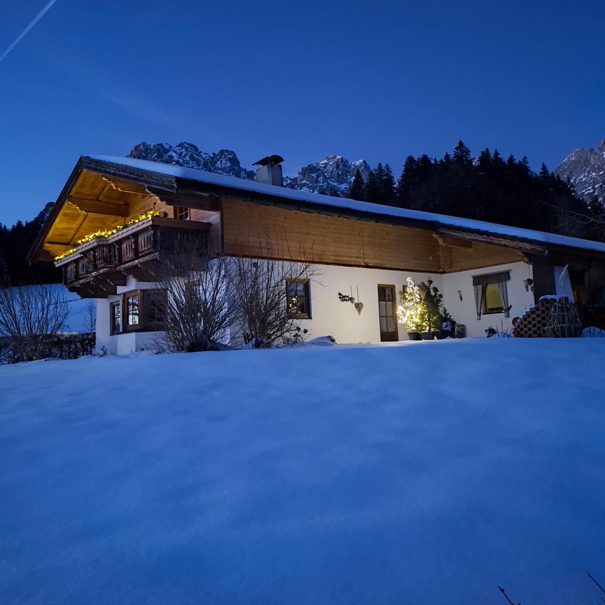 Chalet Gluecklich Sein... Елльмау Екстер'єр фото